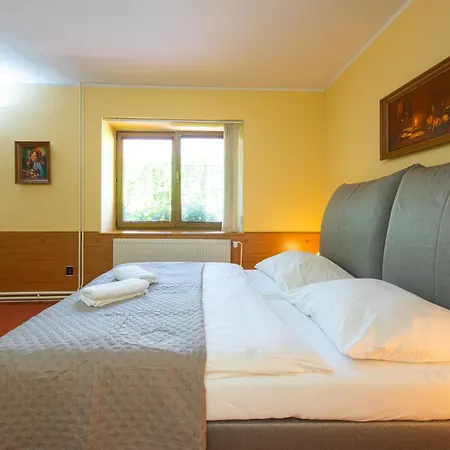 Max Guest house