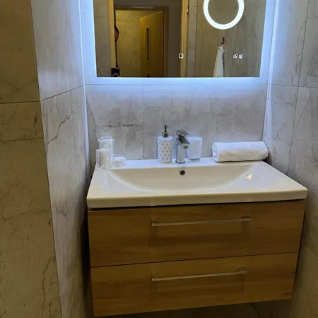 Max Guest house *